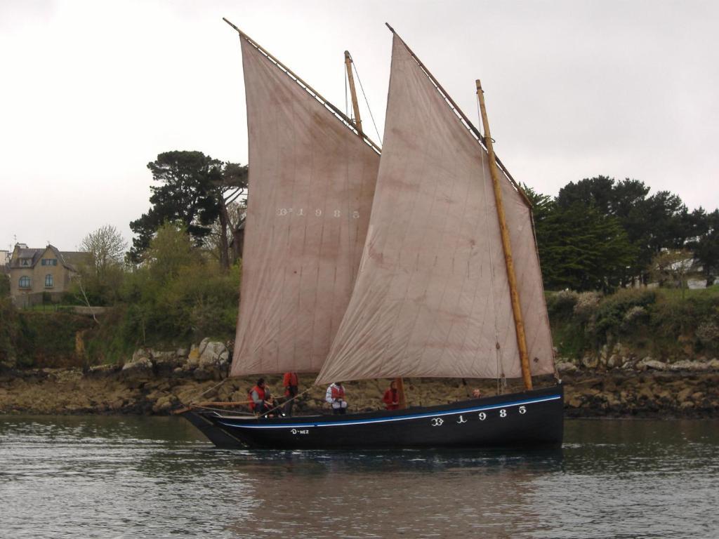 Hotel Les Residences D'Armor Douarnenez Exterior foto